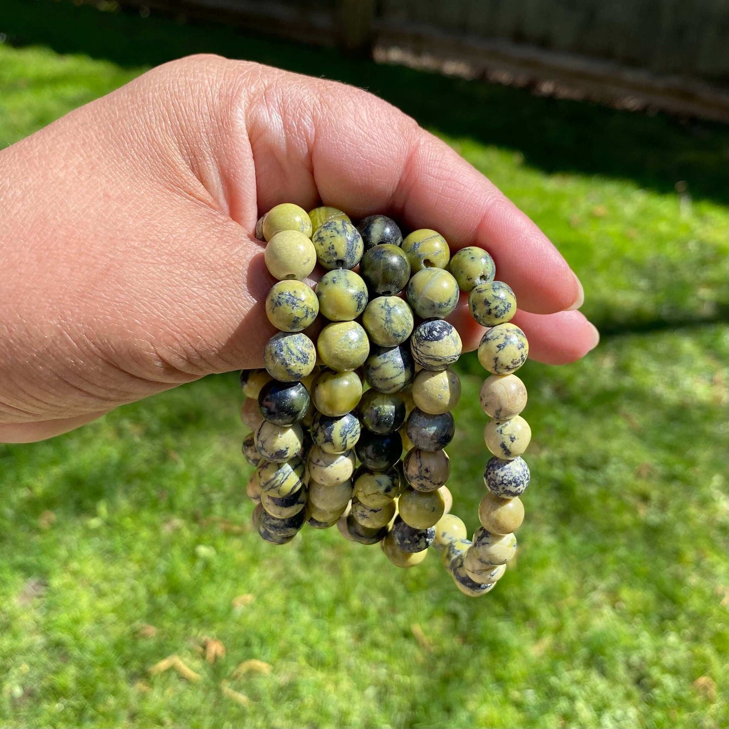 Yellow Turquoise Bracelet-Gemstone Jewelry This bracelet is made with yellow turquoise and stretchy elastic. Packaging: This bracelet will come to you in an organza gift bag, along with an information sheet on the various crystal meanings. Properties:Yell